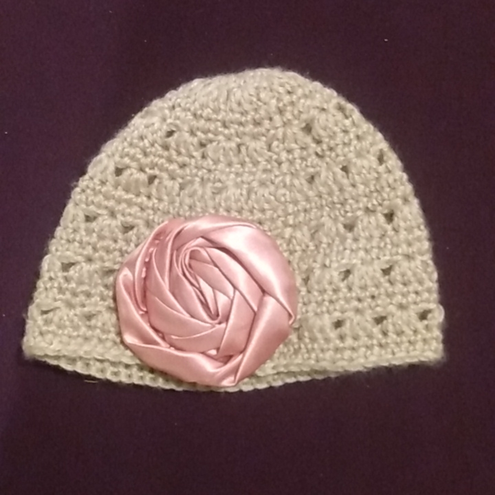 Baby girls crocheted hat